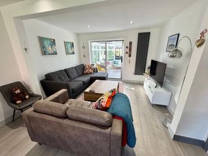 Photo 5- click for photo gallery